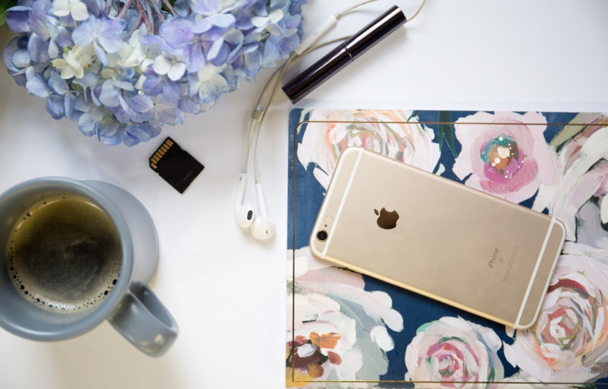 Women fashion tips and style guide